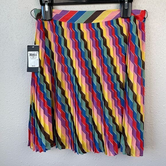 NWT Guess Rainbow Pleated Nazarene Skirt Size 29 - Picture 3 of 9